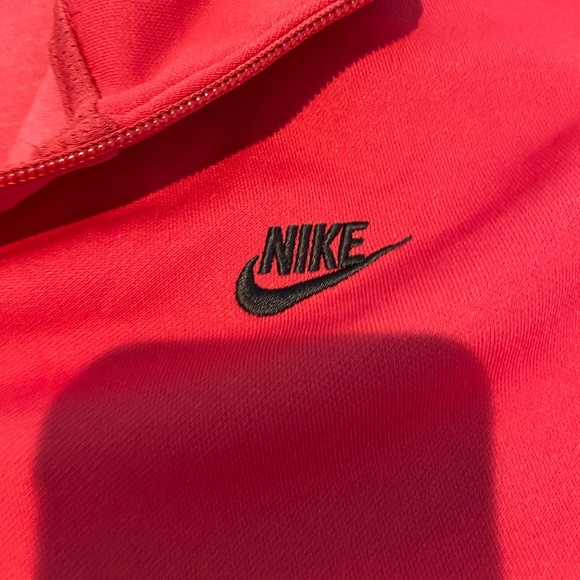 Nike Zip Up Jacket in Great Condition - Picture 2 of 9
